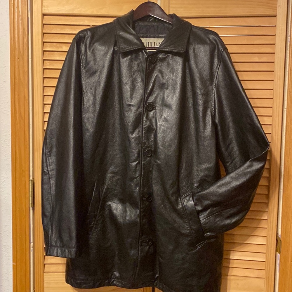 Men’s Black Wilsons Vintage Leather M. Julian Coat Jacket Size M Five pockets